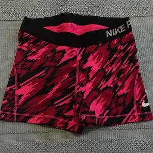 Women’s Nike Pros